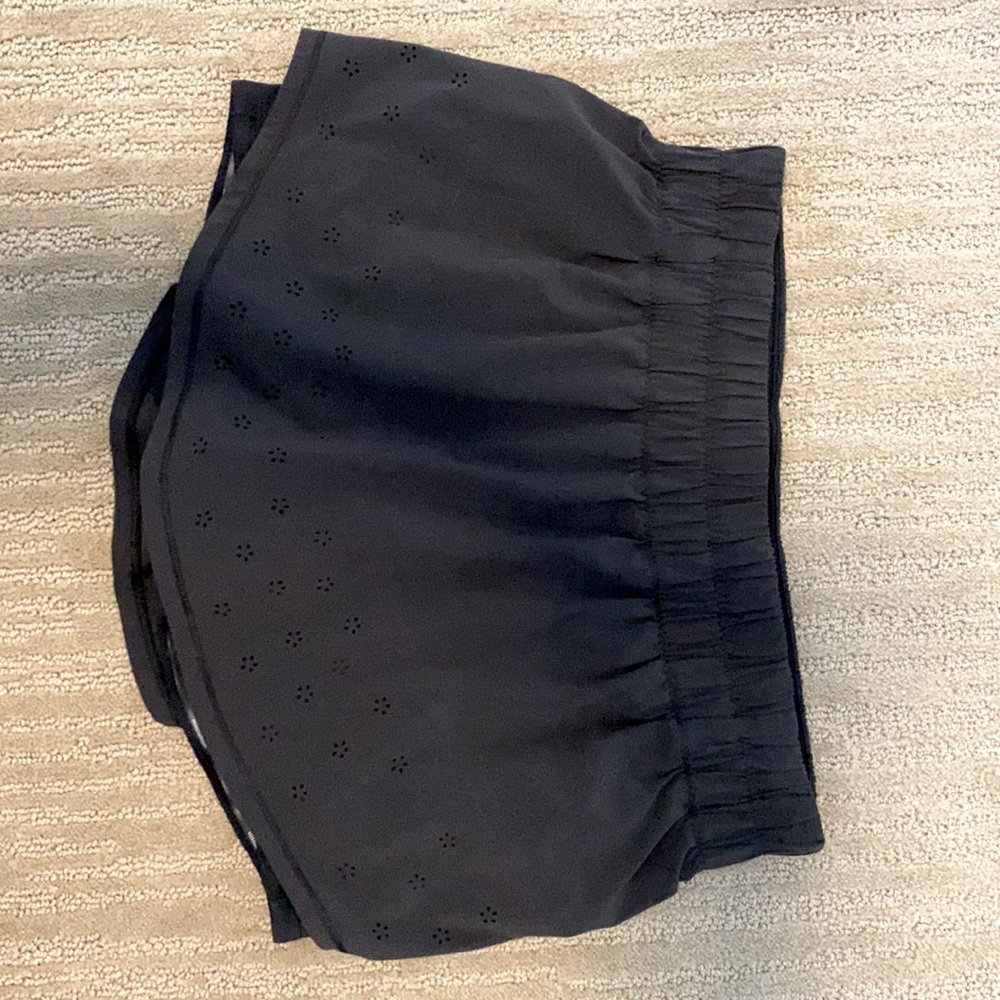 Lululemon skirt; shorts w/ pocket under. Size 8
